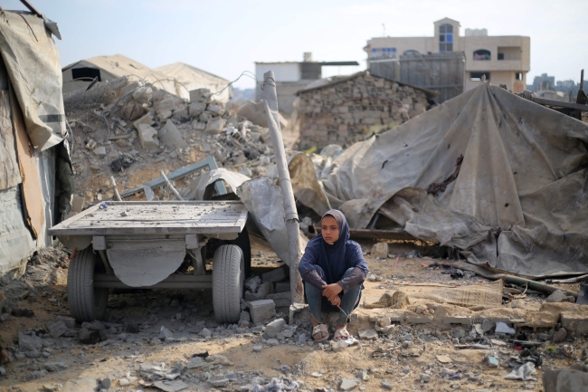 82 شهيداً و247 مصاباً في غارات للاحتلال على غزة