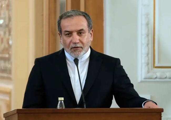 عراقجي: ندعم سيادة ووحدة الأراضي السورية وسنقف دوماً إلى جانب الشعب السوري