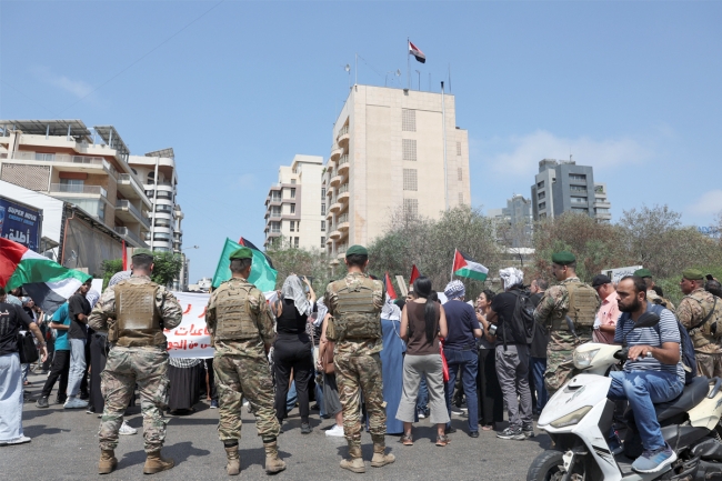 برّاك يربك اللبنانيين بإشارات متناقضة… والمسار الفرنسي يكتسب زخماً