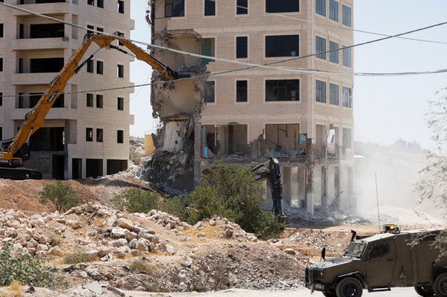 نتنياهو يوسّع انتقامه من غزة… وترامب يترك له قرار احتلال القطاع