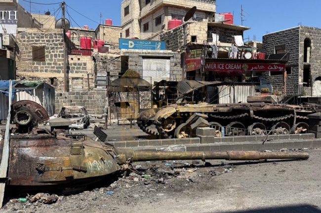 الهجري ينفرد بإدارة السويداء ويعيّن رجُل الأسد قائداً للأمن الداخلي