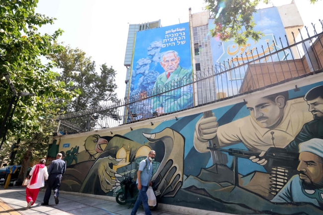 إيران للطيارين الإسرائيليين: إن عدتم فلن تجدوا عائلاتكم