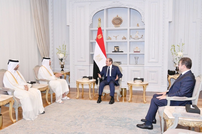 الرئيس المصري ورئيس وزراء قطر يؤكدان رفضهما إعادة احتلال غزة
