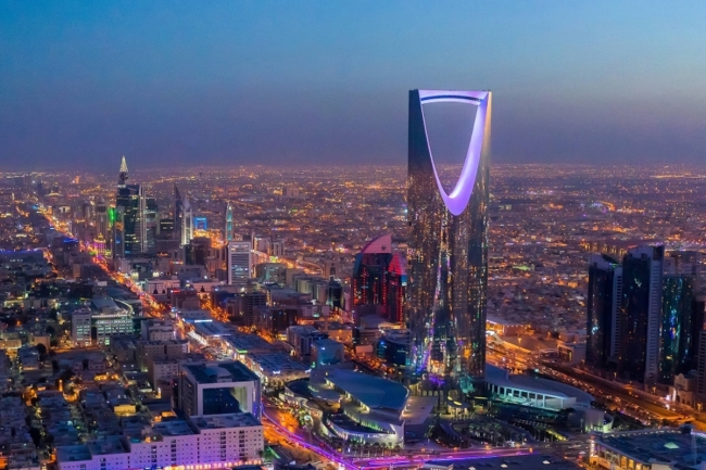 السعودية تدعو للاستفادة من مبادرة تمديد تأشيرة الزيارة لغرض المغادرة النهائية