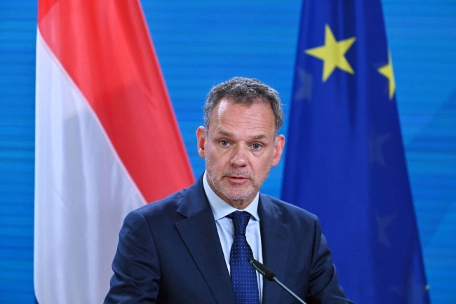 وزير الخارجية الهولندي يستقيل بعد جدل بشأن عقوبات على إسرائيل