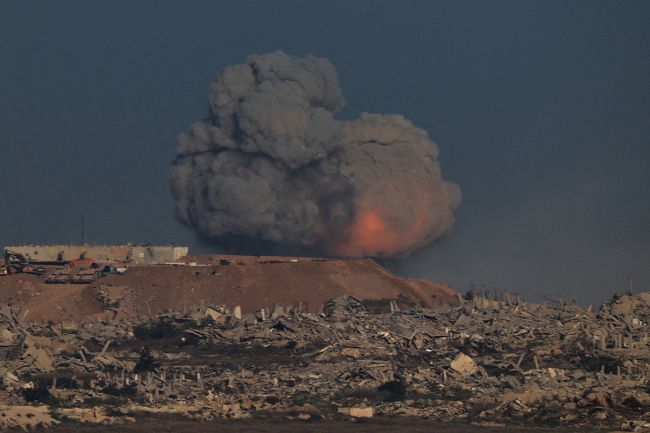 كولومبيا تحظر تصدير الفحم إلى إسرائيل