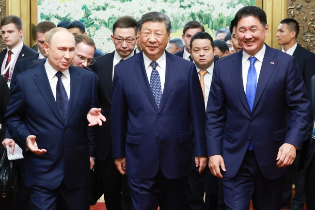 شي وبوتين يعمقان التعاون… وترقب دولي لرسائل «يوم النصر»