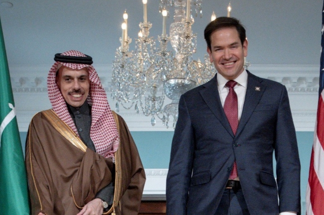 روبيو يؤكد لوزير الخارجية السعودي التزام واشنطن بأمن دول الخليج