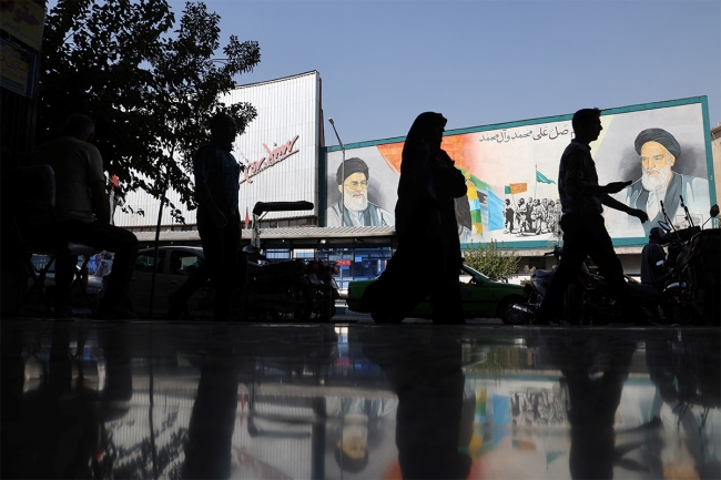 طهران ترفض إعادة فرض العقوبات الأممية وتدرس خطوات للرد