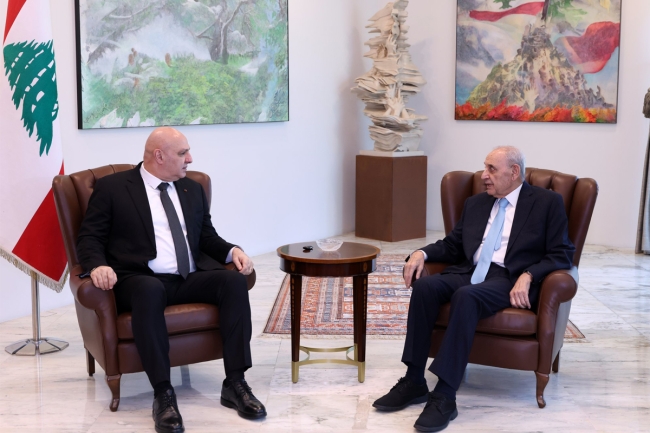 لبنان: عون يوجه انتقادات ضمنية لسلام وقانون الانتخابات يفجّر جلسة البرلمان