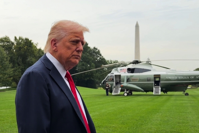 ترامب يوقع أمراً يعتبر أي هجوم على قطر أو سيادتها تهديداً لأمن أميركا