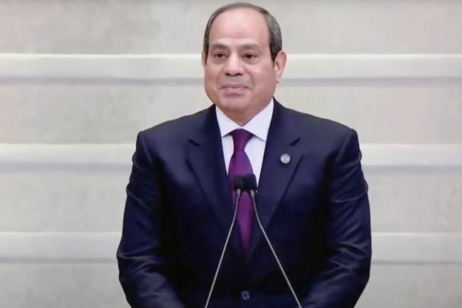 السيسي يشيد بجهود الجيش «على كل الاتجاهات»