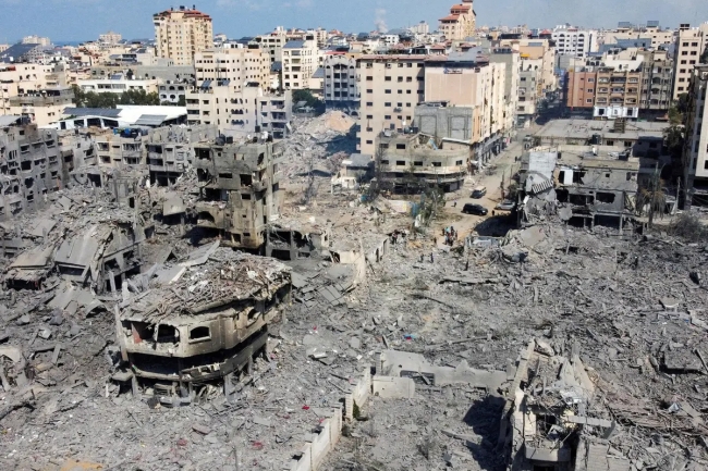 مسؤول فلسطيني: 80% من خانيونس دمُر بالكامل