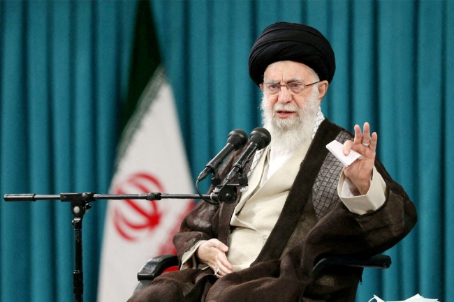 إيران تُحذّر من محاولات أميركية وإسرائيلية لاستهداف خامنئي