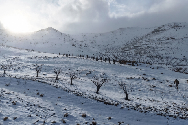 تأجيل زيارة «الموفدين» إلى لبنان: إنذار لتصعيد أم فرصة أخيرة للدبلوماسية؟