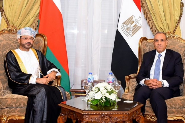 تنسيق مصري – عماني حول أزمات المنطقة