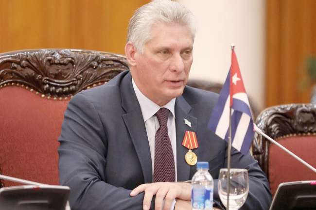 رئيس كوبا ينفي التفاوض مع واشنطن