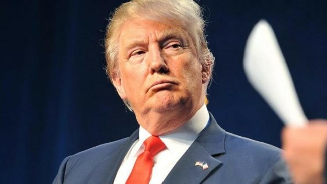 ترامب: «قوة كبيرة» تتجه نحو إيران