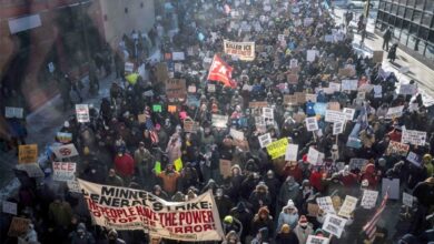 أحداث مينيابوليس: ترامب يتراجع جزئياً وكلينتون وأوباما يدعوان إلى «صحوة»